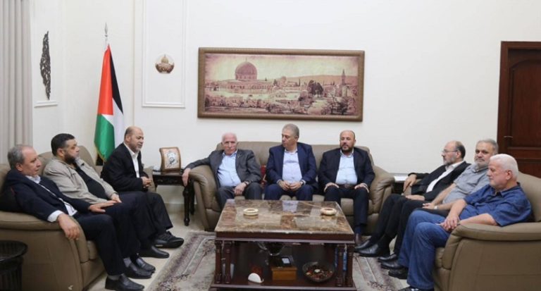 “فتح” و”حماس”: لتسليم قتلة العرموشي للقضاء اللبناني