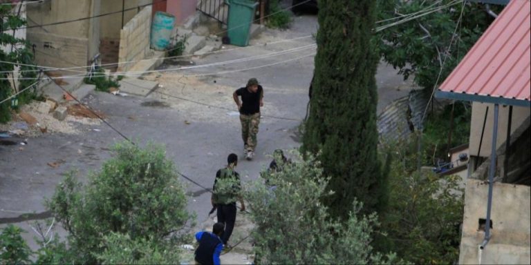 ما هي آخر التطورات في مخيم عين الحلوة؟