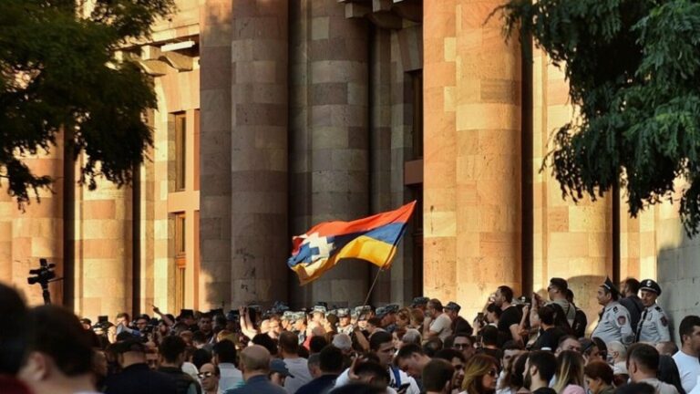 اعتقال 16 شخصًا خلال احتجاجات في أرمينيا