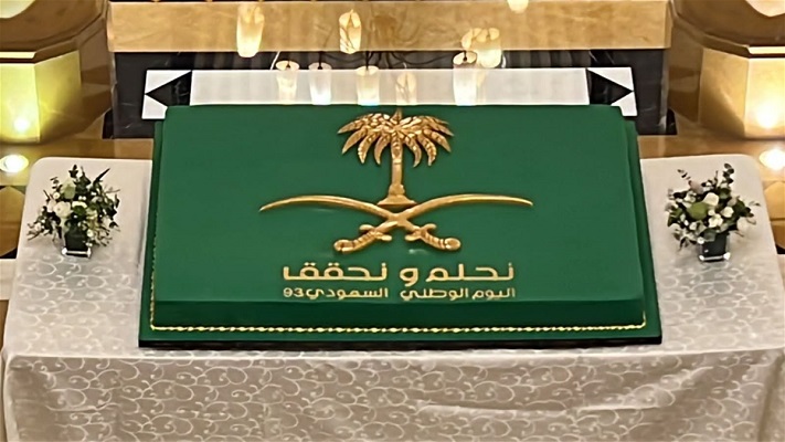 بالصور.. إضاءة مبنى السفارة السعودية بتقنية جديدة