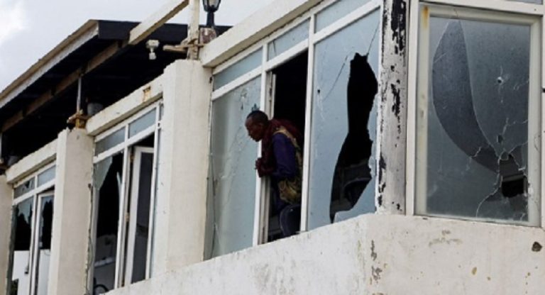 بالفيديو.. قتلى وجرحى بتفجير في الصومال