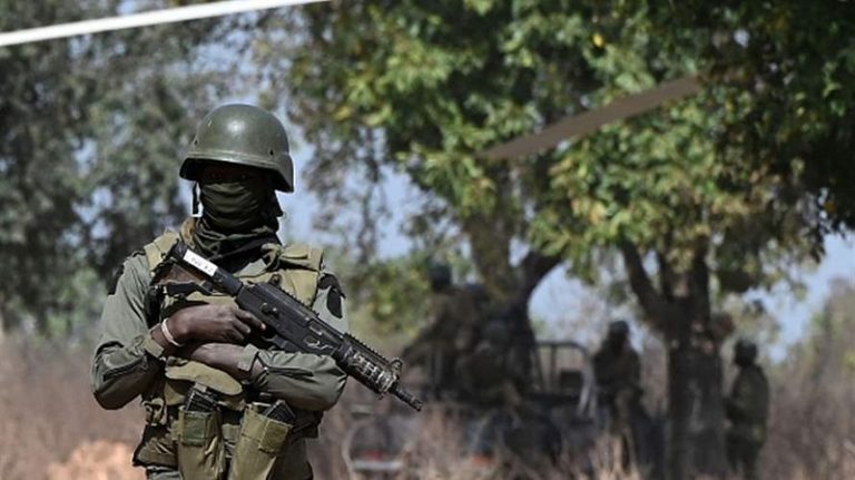 مجموعات مسلحة تسيطر على بلدة رئيسية في شمال مالي