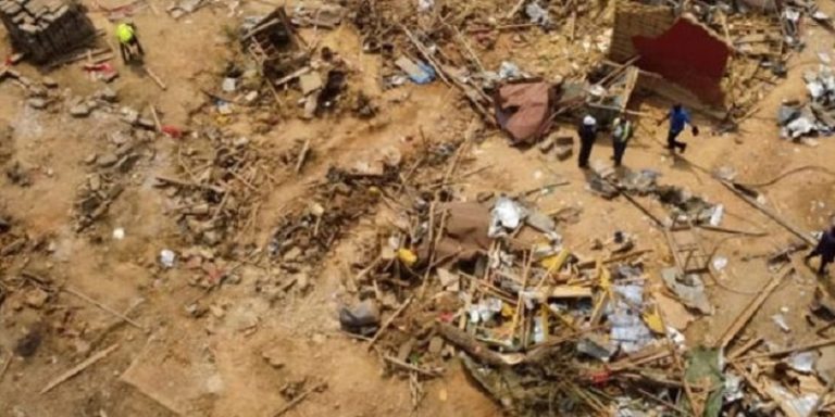 قتلى ومفقودون بانفجار مقلع غرانيت في غانا