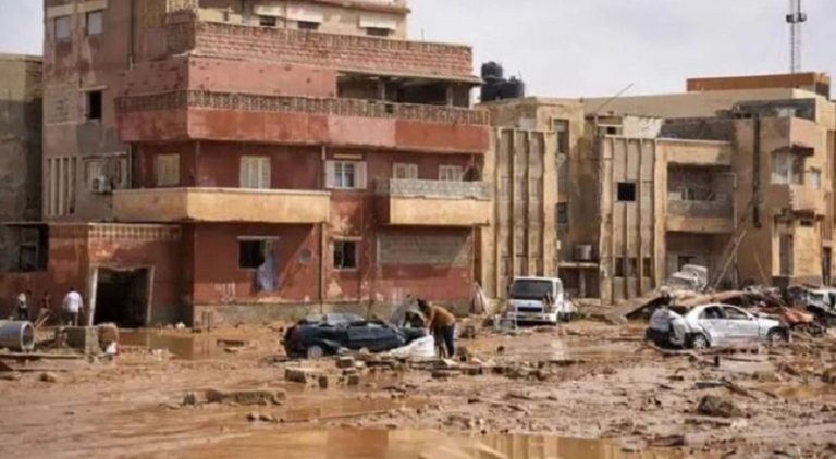 ارتفاع حصيلة ضحايا فيضانات ليبيا