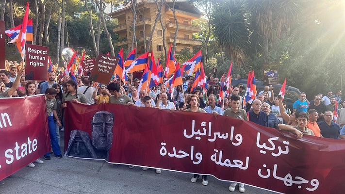 بالفيديو- احتجاجات بمحيط سفارة أذربيجان في بيروت.. وسقوط جرحى