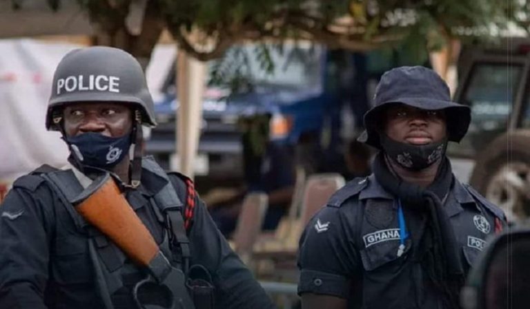 9 قتلى باستهداف مسلحين حافلة في غانا