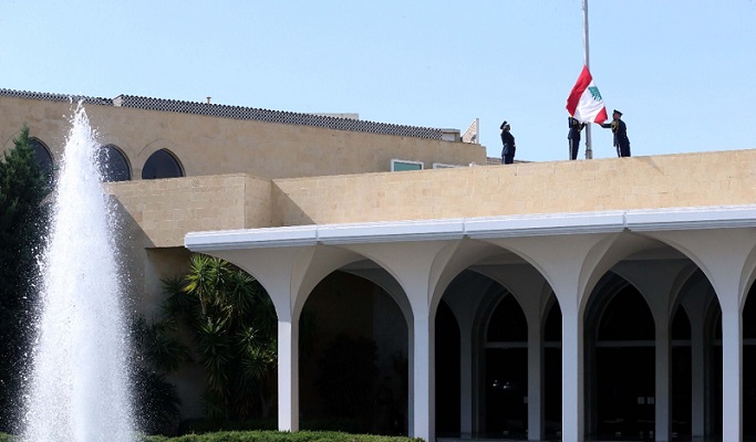 تقاطع فرنسي- قطري على الخيار الثالث