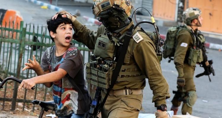 تقرير يوثق شهادة أسيرين قاصرين في سجون الاحتلال