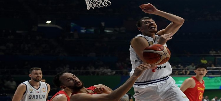 إصابة قوية تكلف لاعب سلة صربيا استئصال كليته