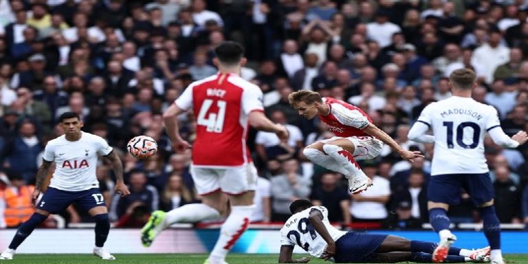 الدوري الإنكليزي لكرة القدم: تشلسي يواصل انهياره وديربي لندن ينتهي بالتعادل