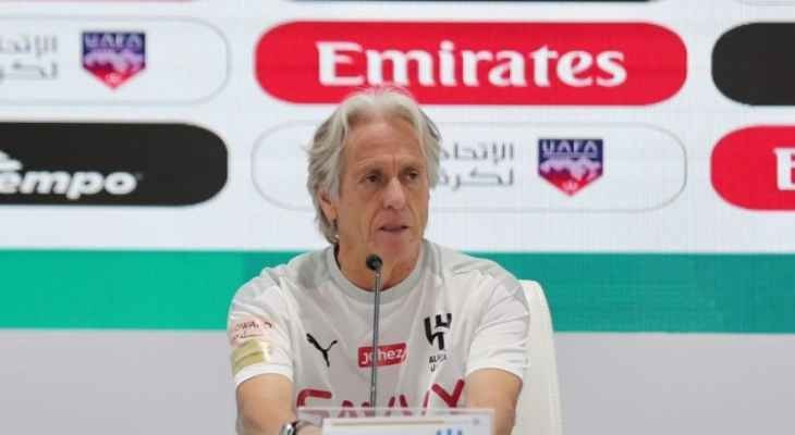 رئيس الهلال يحسم الجدل حول رحيل المدرب البرتغالي جيسوس