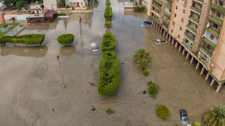 طرابلس ـ ليبيا تغرق بمياه الأمطار