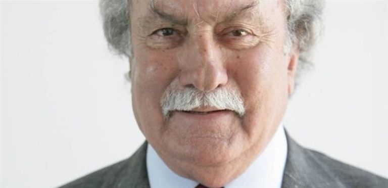 رحيل الكاتب إلياس الديري