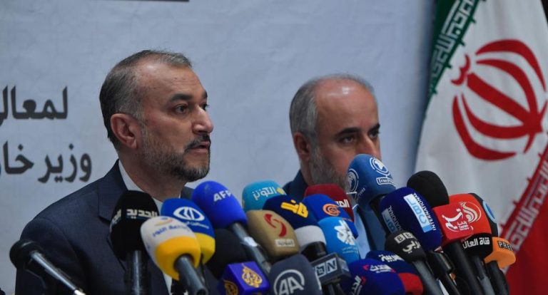 تزامن الزيارتين وتباعد الأهداف!