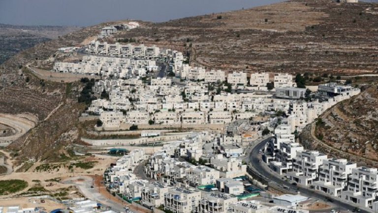 بالفيديو: المقاومة تنفّذ عملية إطلاق نار في الخليل