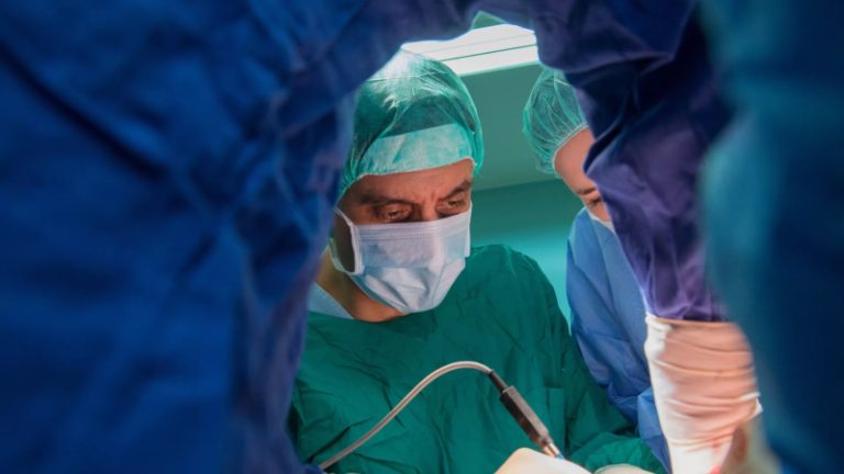 زرع قلب خنزير في جسد إنسان للمرة الثانية!