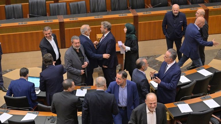 مجلس النواب يجدد للجنة المال والموازنة بالتزكية