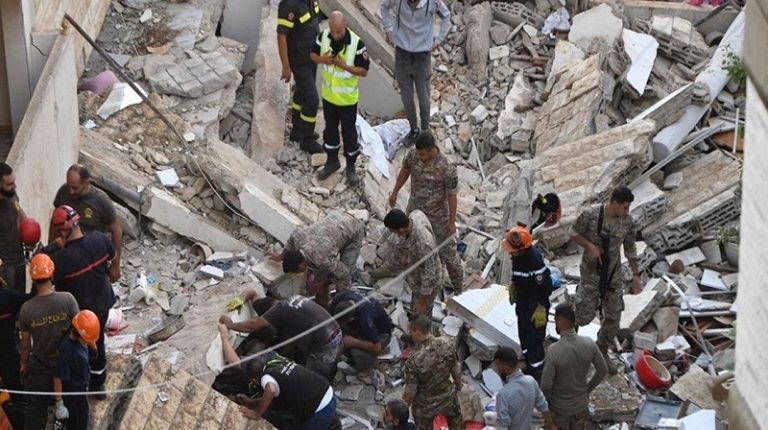 انتشال جثة جديدة من انهيار مبنى المنصورية