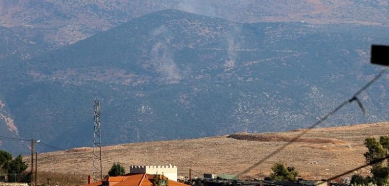 بالفيديو- صاروخ موجه يستهدف الاحتلال في شتولا.. وقصف على الحدود مع لبنان