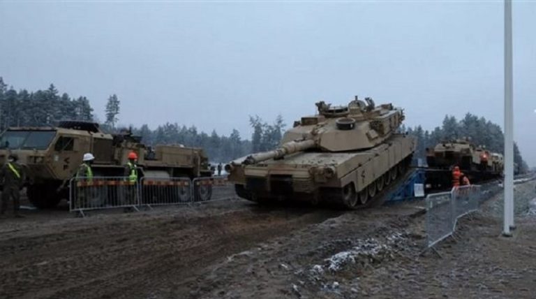 ناقلة دبابات تدهس سيدة مسنّة!