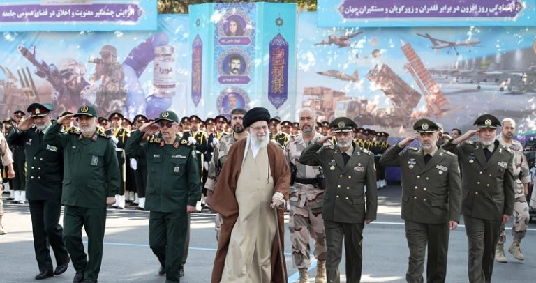 الخامنئي: لا يمكن بسهولة إعادة بناء أساسات الكيان الصهيوني