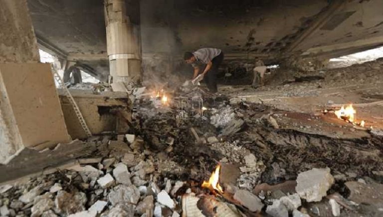 “إسرائيل” تدمّر 7 مساجد في غزة