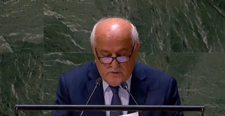 بالفيديو.. مندوب فلسطين يبكي أمام جلسة للأمم المتحدة!