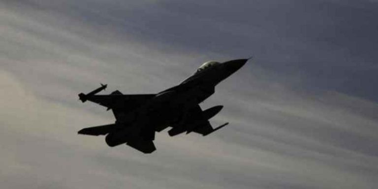 تحليق مكثف للطيران الحربي فوق قرى بنت جبيل
