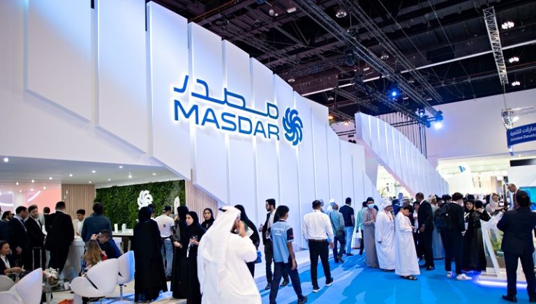 مشروع طاقة متجددة بـ8 مليارات دولار بين ماليزيا والإمارات