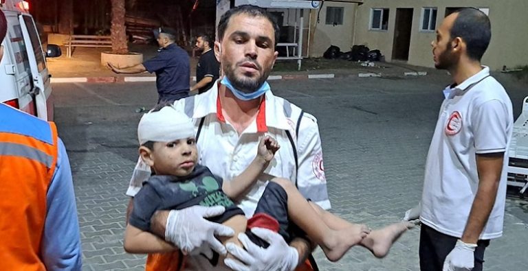 الاحتلال يصعد عدوانه جواً وبحراً على غزة