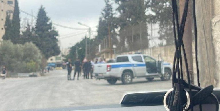 الأمن الفلسطيني يعتقل 5 مستوطنين في نابلس