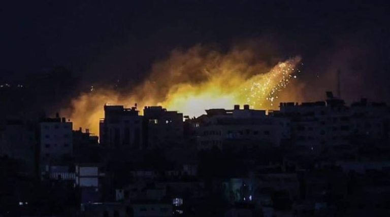 أميركا “تهدأ” قليلاً… والقاهرة تشترط ادخال مساعدات ومنع خروج الفلسطينيين | تفاصيل “الصفقة الانسانية” برعاية قطر ومصر