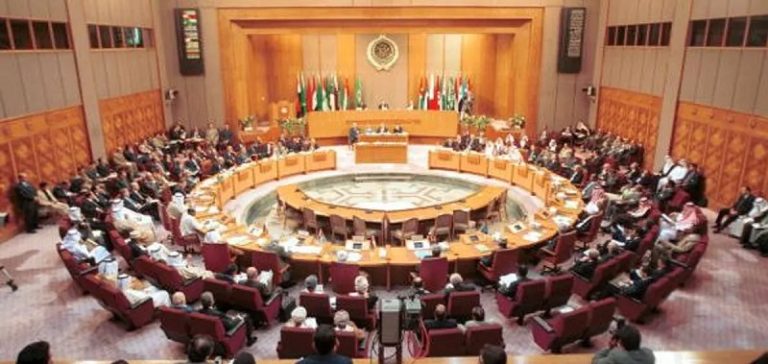 بعد شهر على العدوان وإفتتاح “موسم الرياض”.. قمة طارئة في السعودية!