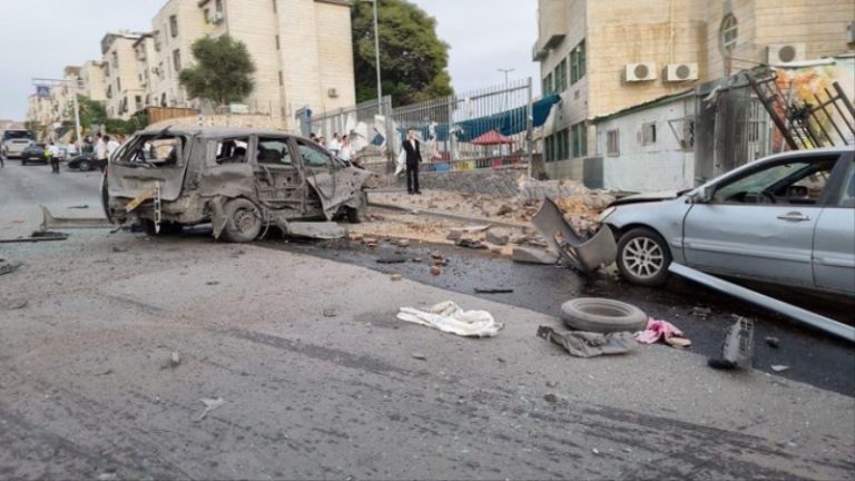 بالفيديو: مقتل وإصابة مستوطنين بصواريخ المقاومة على القدس