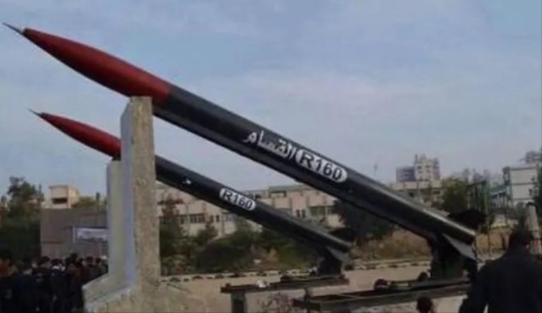 “القسام” تُطلق صواريخ من لبنان..  ودوي إنفجارات في حيفا