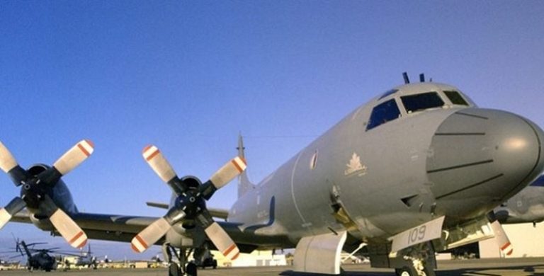 طائرة عسكرية أجنبية أفرغت ذخائر وأسلحة في بيروت؟