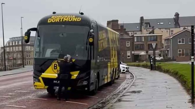 دورتموند يتلقى غرامة من الشرطة البريطانية والسبب!