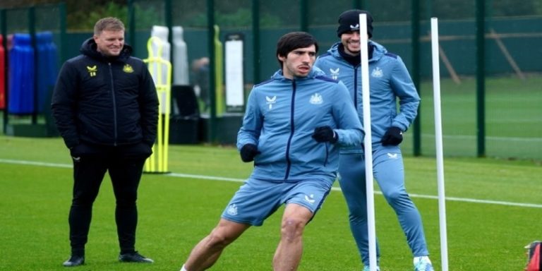 نيوكاسل يهدد بمقاضاة ميلان بسبب تونالي