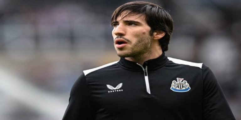 رسميًّا: إيقاف ساندرو تونالي لمدة 10 أشهر