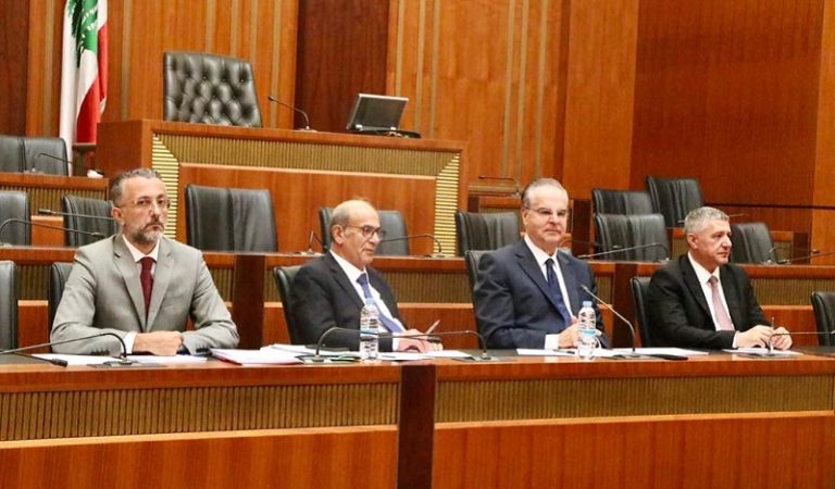 “الإدارة والعدل” تدرس اقتراحات قوانين قضائية