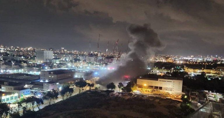 إعلام العدو: إطلاق 5 صواريخ من لبنان على “تل أبيب”