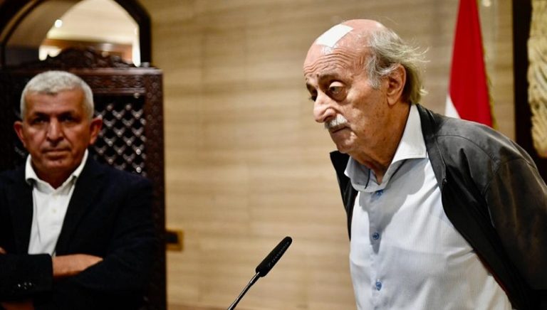 جنبلاط خائف من الفتنة؟