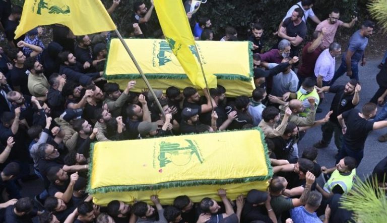 بالصور.. تشييع شهداء حزب الله
