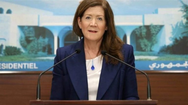 بالفيديو.. السفيرة الأميركية ترقص مع سماهر!