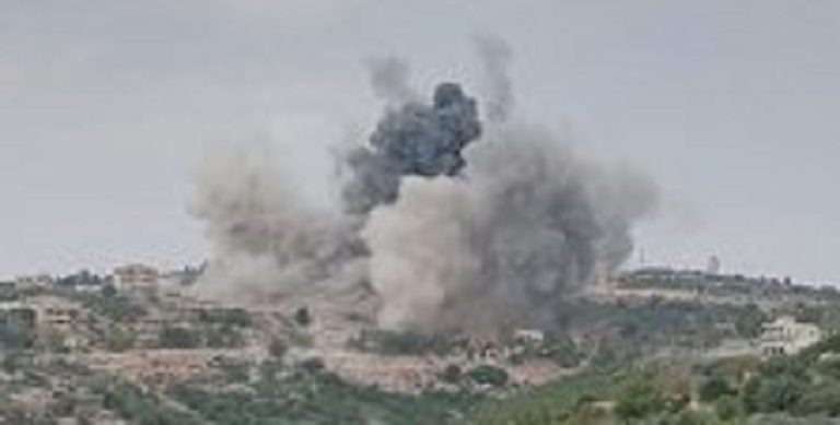 تحليق لطائرات العدو فوق الجنوب اللبناني.. وقصف منازل خالية!