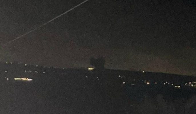 أنباء عن شهيد و5 جرحى في بلدة يارون