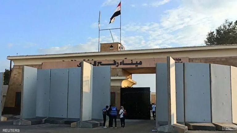 قرار بفتح معبر رفح غداً