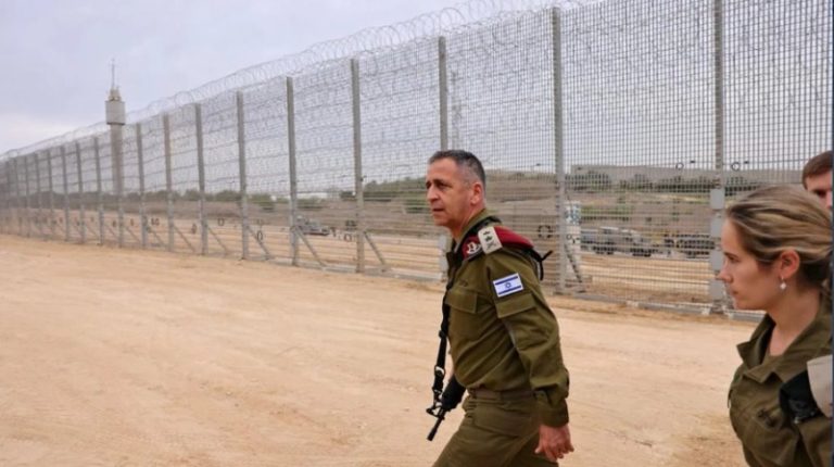 العدو يخلي 15 مستوطنة في غلاف غزة