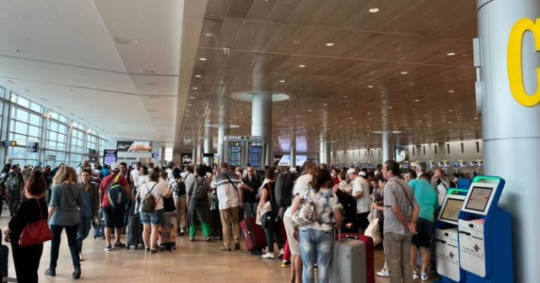 هولندا تجلي 200 مواطناً من “اسرائيل”