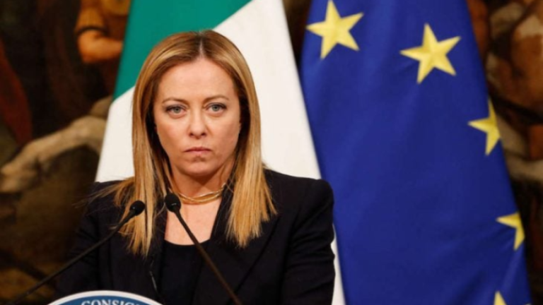 رئيسة الوزراء الإيطالية: تجار البشر لا يستطيعون أن يقرروا من يدخل أوروبا